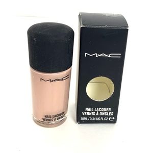Mac Nail Polish in Style Tip